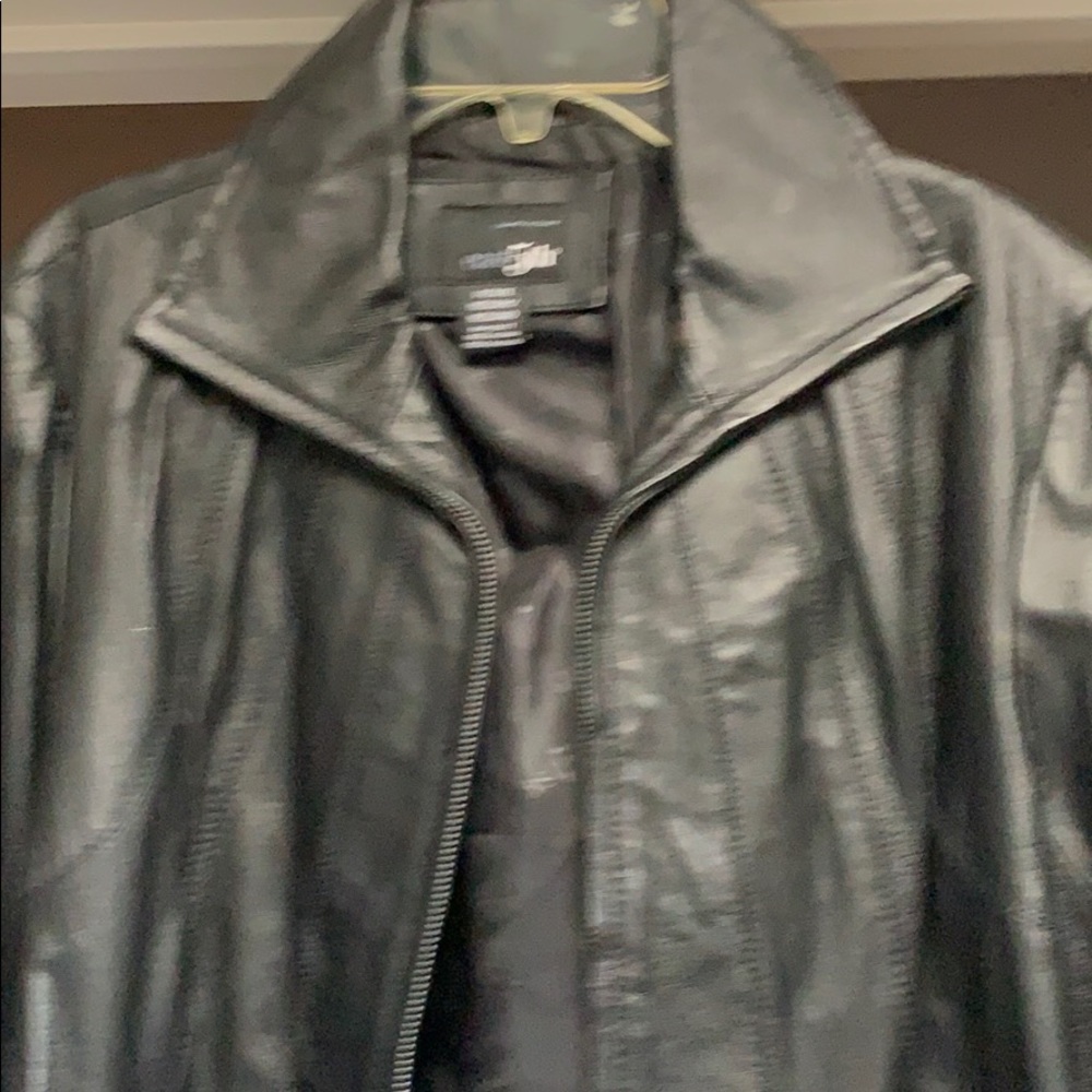 Real leather black jacket - Picture 2 of 4